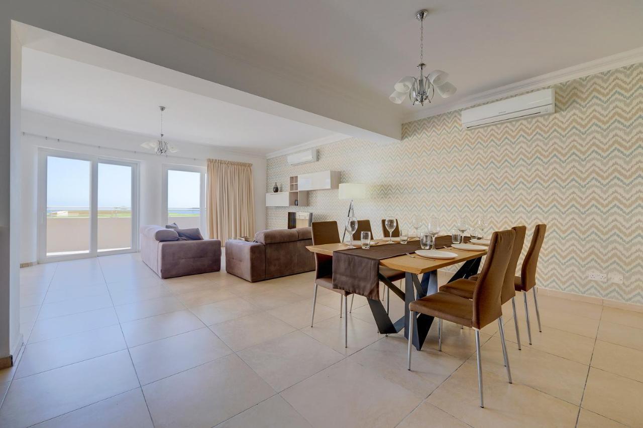 Seafront Lux Apart Inc Pool, Upmarket Area สลีมา ภายนอก รูปภาพ