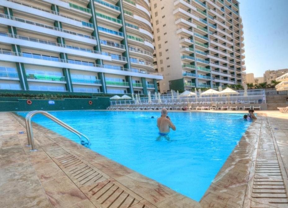 Seafront Lux Apart Inc Pool, Upmarket Area สลีมา ภายนอก รูปภาพ